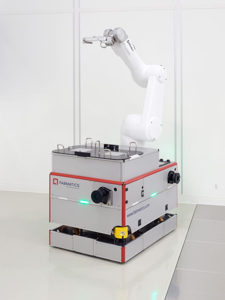 Mobile Robot HERO FAB 300 from Fabmatics standing in the cleanroom