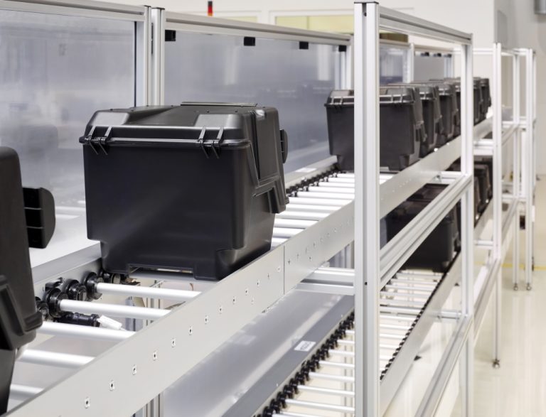 200mm wafer boxes move on roller conveyors on two levels