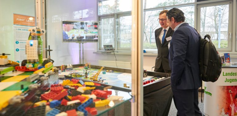 17. Innovationsforum for Automation Dresden 2020 DGUV Akademie Dresden - First Lego League